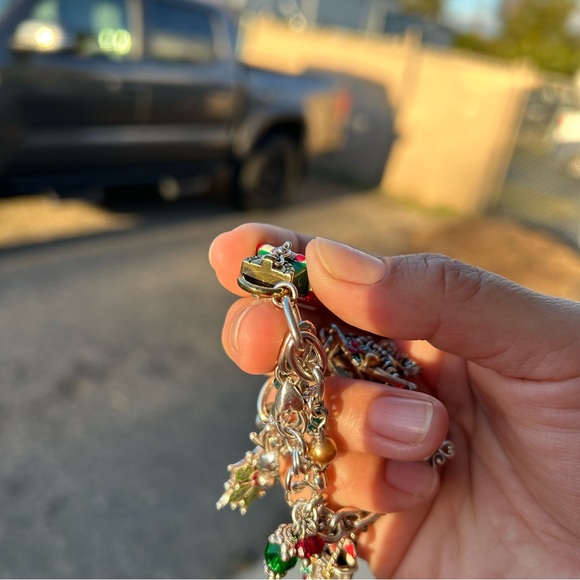 Brighton Yuletide Collection Holiday Christmas Charm Bracelet - Picture 13 of 14